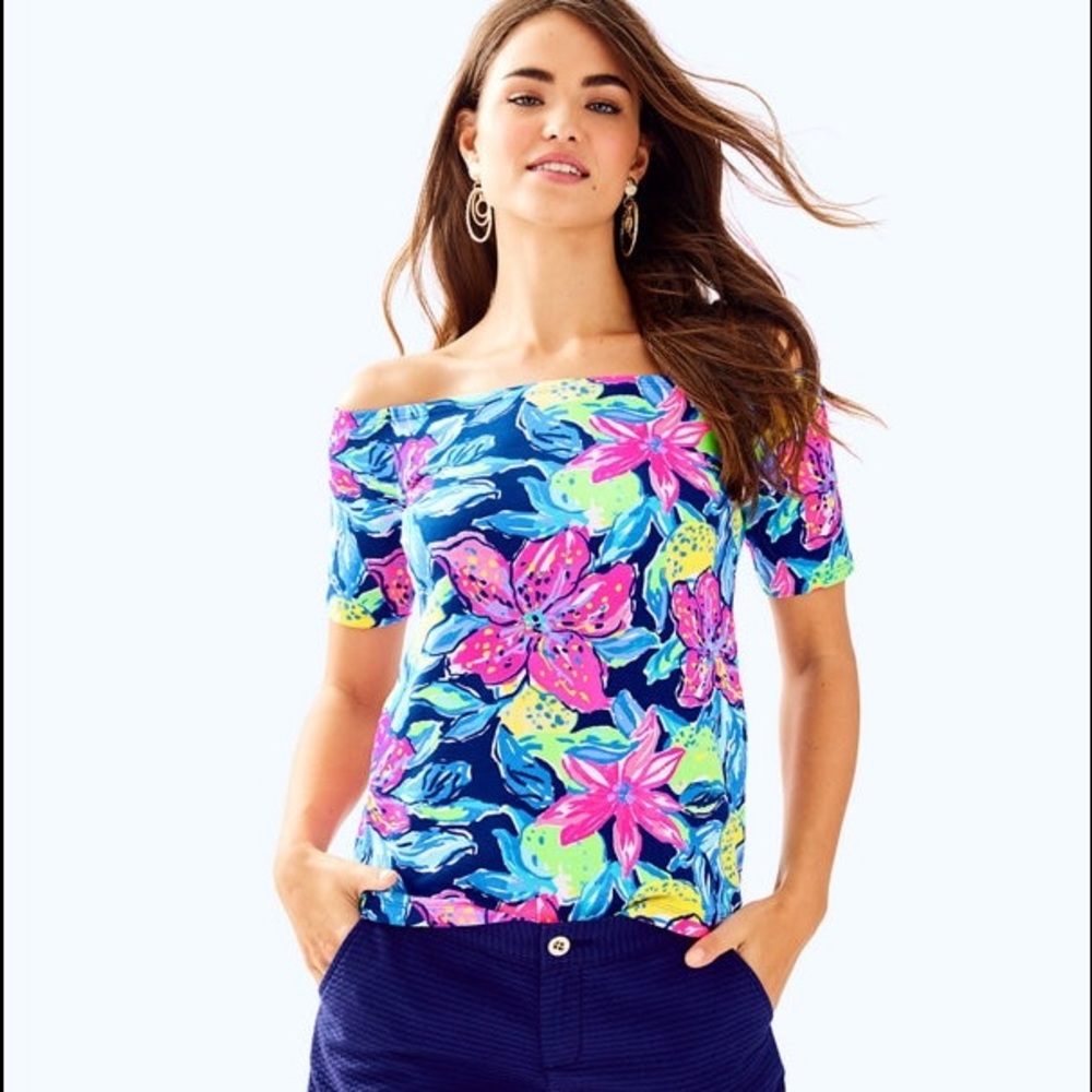 🌸Lilly off shoulder top- Excellent condition 🌴